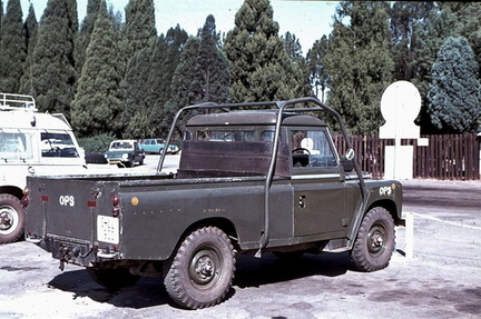 1004 Mine Protected LandRover