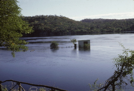 Flooded pump house at Sibankwazi