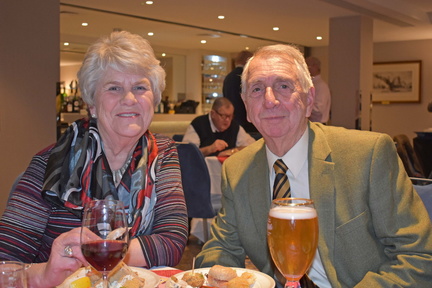 Maggie Mitchell, Peter Phillips