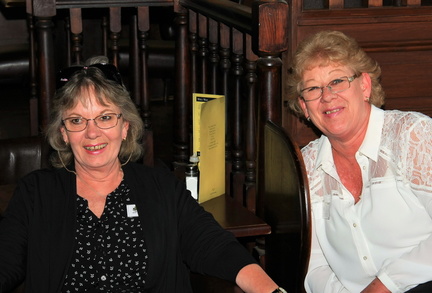 Sarah Spackman, Elaine Giga