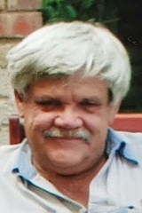8233 Chris Aitken